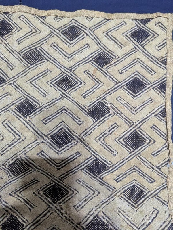 Vintage African Kuba Showa Bark Cloth Handstitched Raffia Textile 24x25inches gallery