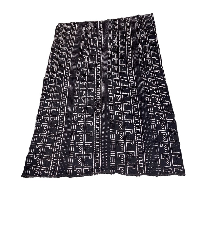 # 7312 Vintage African Black and White Mud Cloth Textile Mali 41″ by 61″
