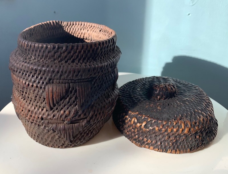 Mid 20th century Kuba food storage basket 6" tall gallery