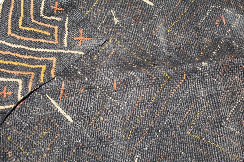 Handwoven Tribal Bakuba Mudcloth Tapestry, Black with Geometric Pattern, gallery