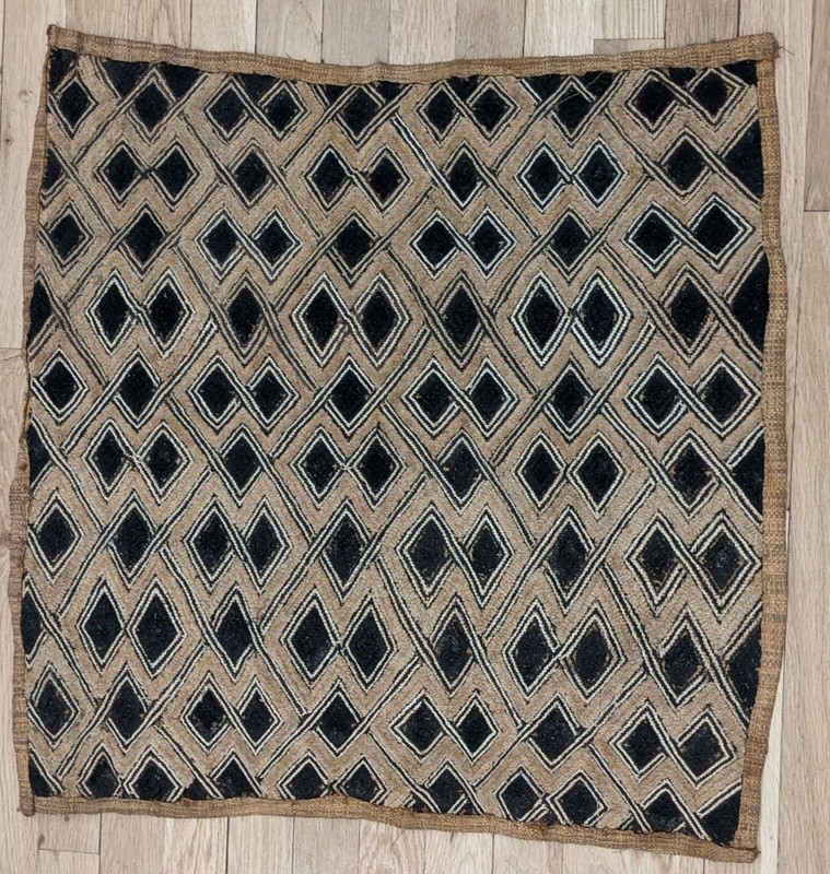 AFRICAN ORIGINAL KUBA RAFFIA CLOTH PANEL TEXTILE CURRENCY KASSAI SHOOWA DRCONGO gallery