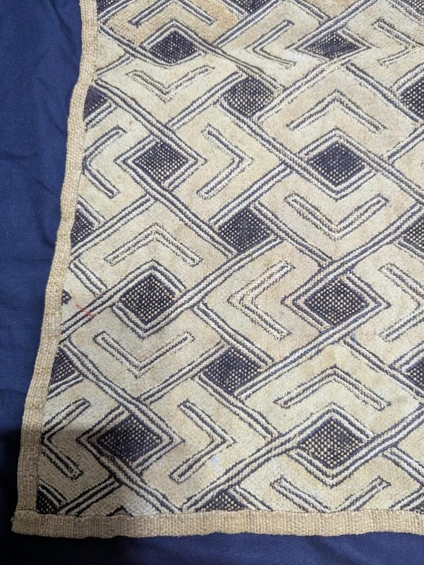 Vintage African Kuba Showa Bark Cloth Handstitched Raffia Textile 24x25inches gallery