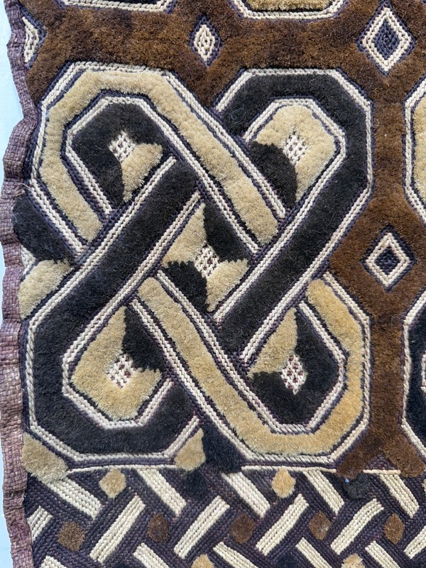 Antique Hand Woven Traditional African Raffia Congo Textile Cloth 44x60 Cm gallery