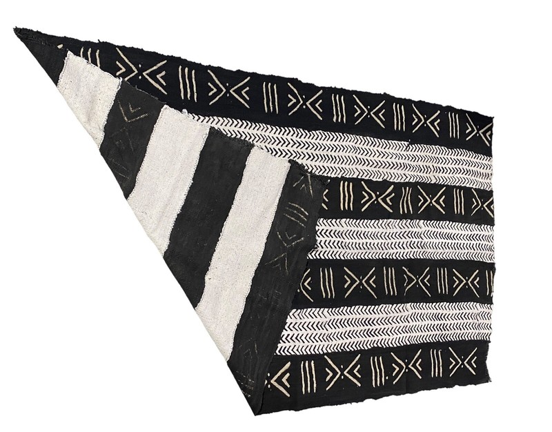 # 5729 African Black and White Mud Cloth Textile Mali 62" by 36" gallery