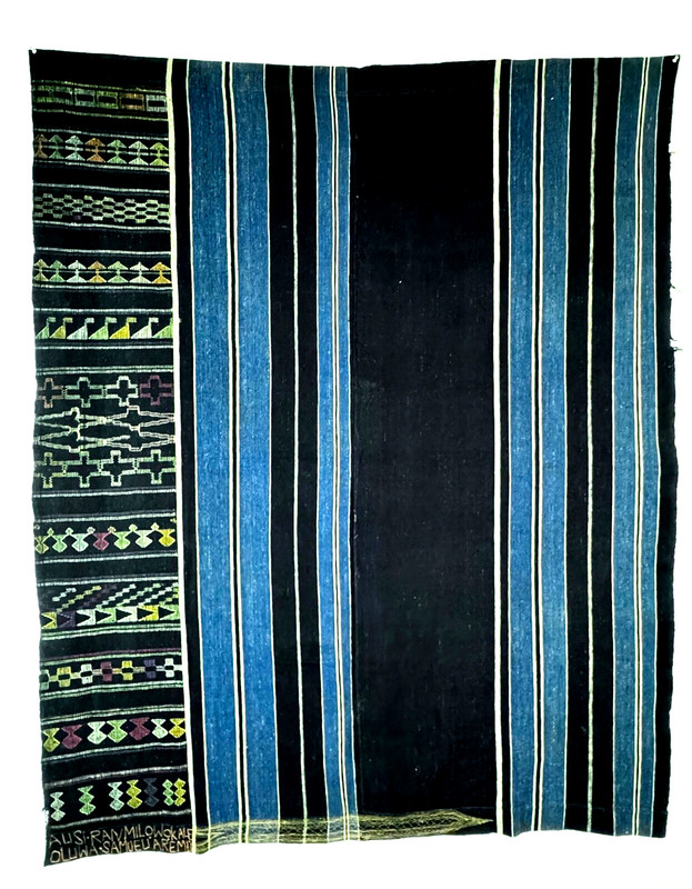 Yoruba woven indigo cloth wrapper aso kijipa Ethnographic textile