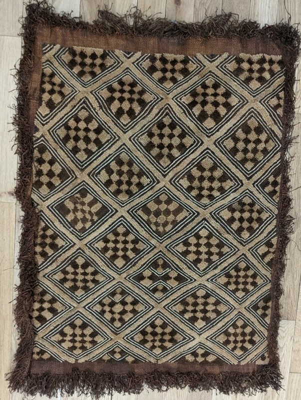 ORIGINAL AFRICAN KUBA RAFFIA CLOTH PANEL TEXTILE CURRENCY KASSAI SHOOWA DR CONGO gallery