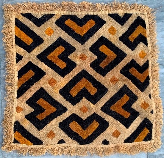 Vintage African Kuba Showa Bark Cloth Handstitched Raffia Textile 2x2 ft
