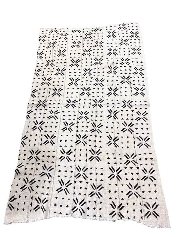 #5341African Black and White Mud Cloth Textile Mali 37" by 65" gallery