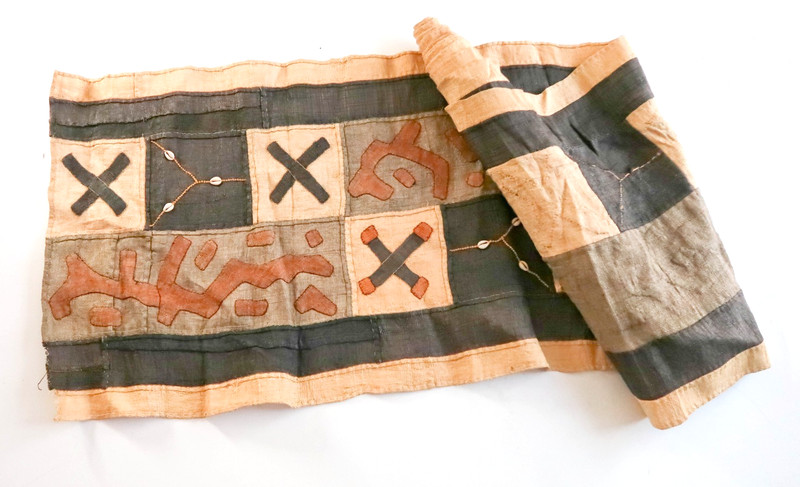 NEW Vintage African Kuba Dance Skirt 156×23 Raffia Textile Cowrie Shell Applique