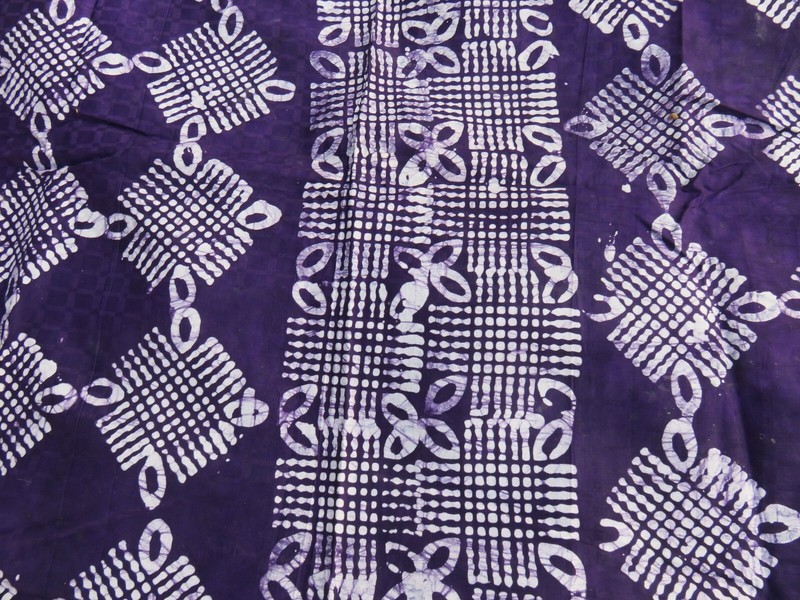 Vintage Purple Batik 4.3′ X 7.75′ Cotton Damask Block Print Textile West Africa