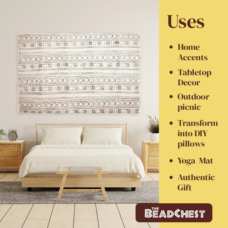 White Bogolan Mali Mud Cloth Geometric Design African Black and White Cotton gallery