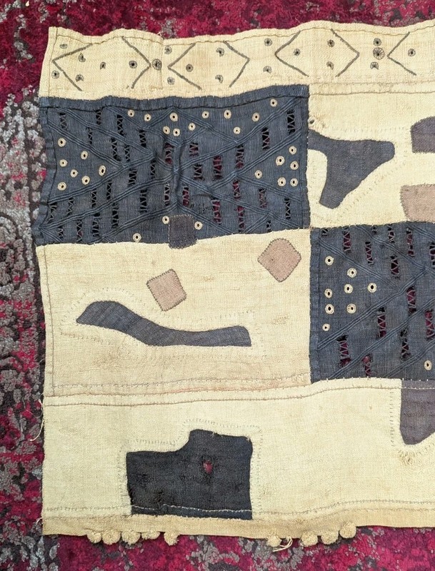 Vintage African Mudcloth Mali Bogolanfini Patchwork Textile Black White 63 x 20 gallery