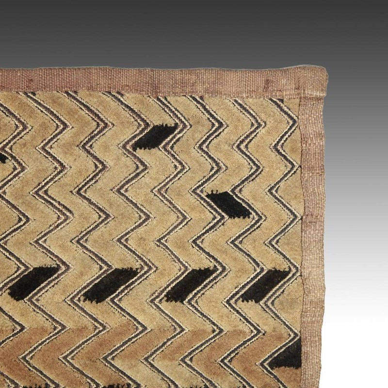 KUBA SHOOWA PRESTIGE PANEL CUT PILED RAFFIA D. R. OF CONGO CENTRAL AFRICA 20TH C gallery