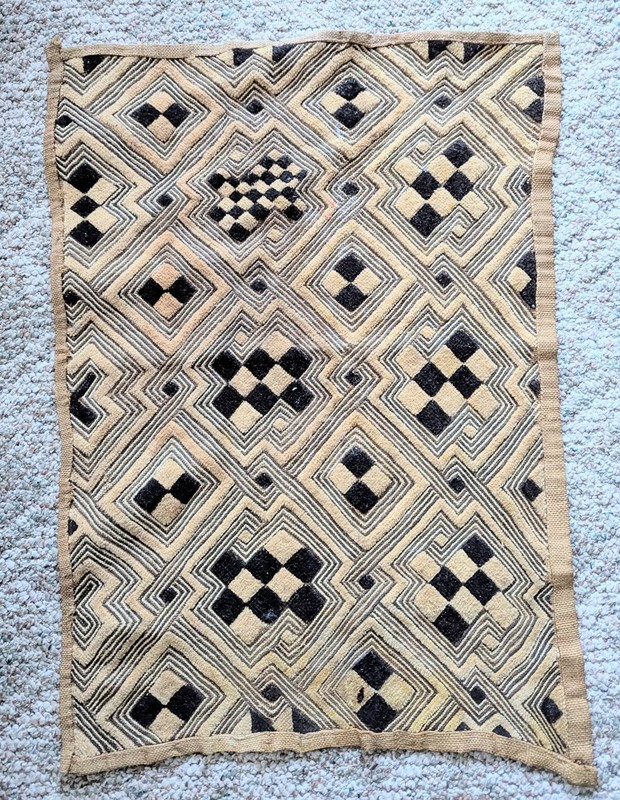 PREMIUM ORIGINAL KUBA RAFFIA CLOTH PANEL TEXTILE SHOOWA CURRENCY DR CONGO gallery