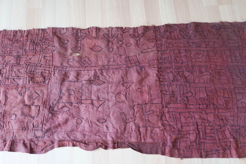 20ft Antique Kuba Raffia Dance Skirt - Congolese Tcaka Ntshak Textile - 240"x32" gallery