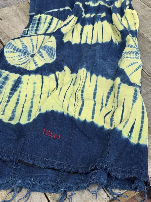 Vintage African Indigo Baule Tie Dye Mudcloth 59” L x 40” W Textile | No. 143