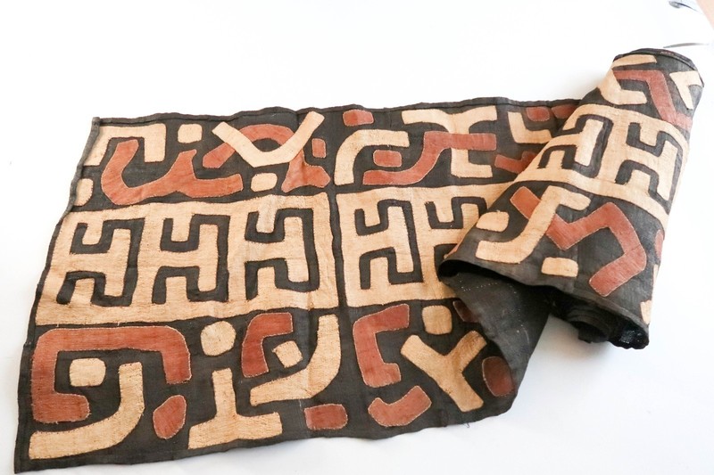 NEW Vintage African Kuba Dance Skirt 136×23 Raffia Textile Applique Congo Cloth