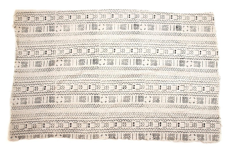 White Bogolan Mali Mud Cloth Geometric Design African Black and White Cotton gallery