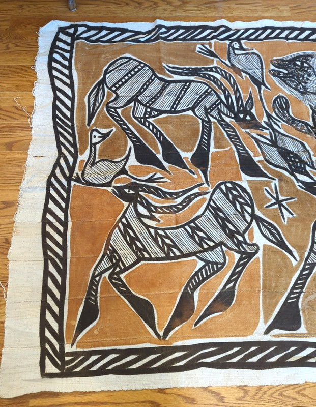 Hand Painted Hand Woven Senufo KORHOGO Mud Cloth Pictorial Figurative Textile gallery