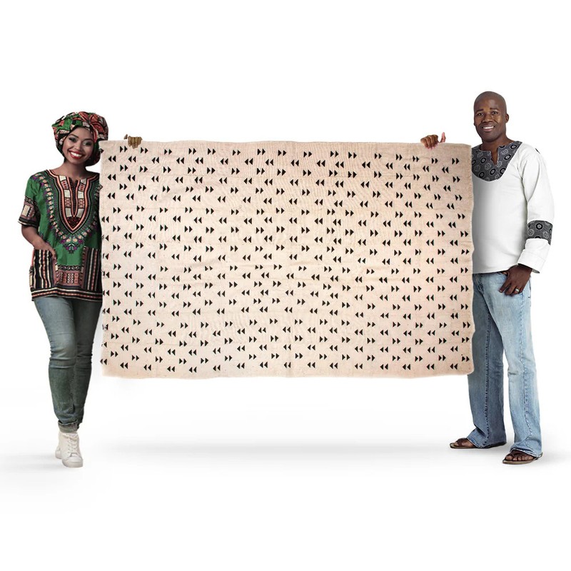White Bogolan Mali Mud Cloth Arrow Design African Black and White Cotton gallery