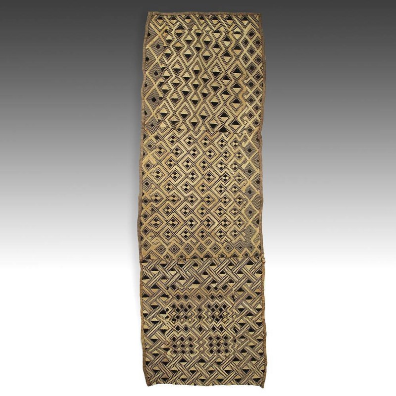 KUBA SHOOWA PRESTIGE PANEL CUT PILED RAFFIA D. R. OF CONGO CENTRAL AFRICA 20TH C