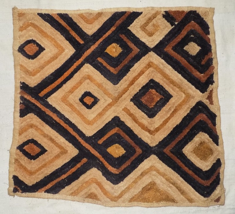 African Kuba Velvet Raffia Textile Kasai Shoowa Bushoong Zaire Congo kv407