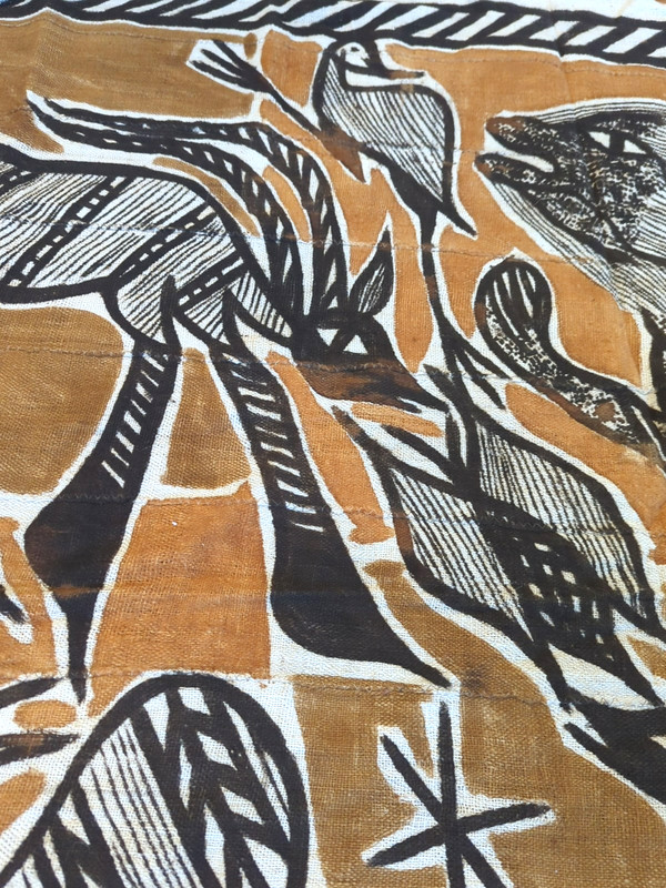 Hand Painted Hand Woven Senufo KORHOGO Mud Cloth Pictorial Figurative Textile gallery
