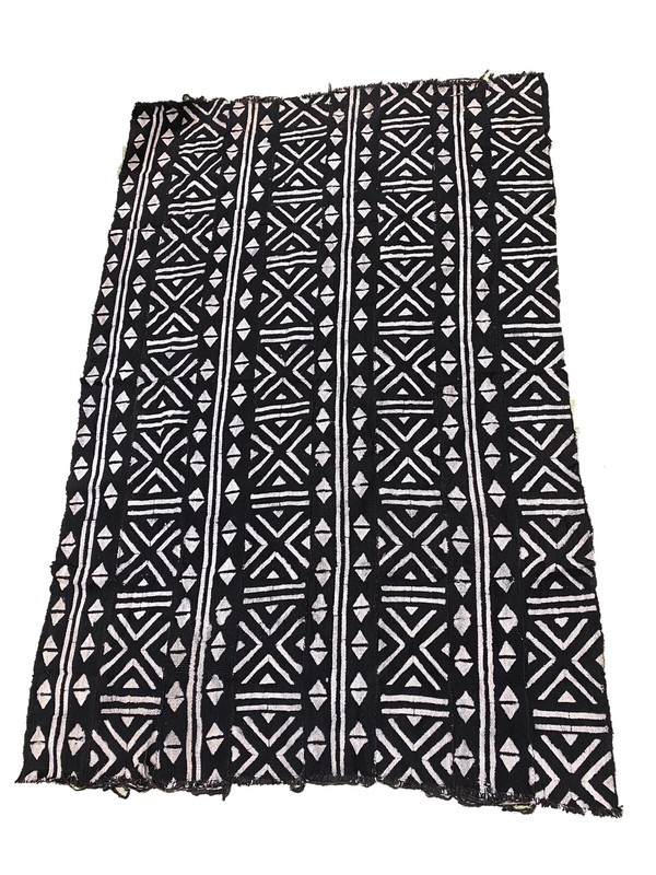 African Black and White Mud Cloth Textile / Blanket Mali 61″ by 40″