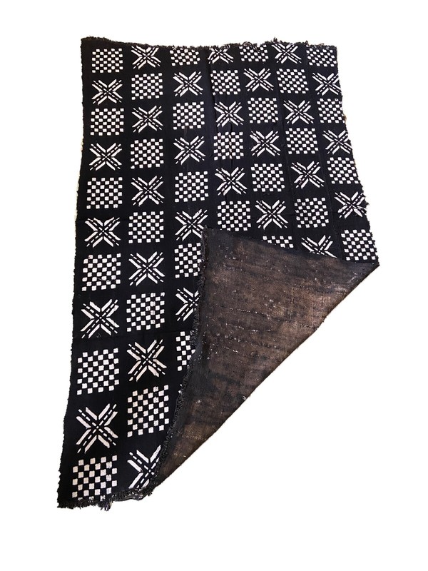 African Black and White Mud Cloth Textile Mali 42" by 65" gallery