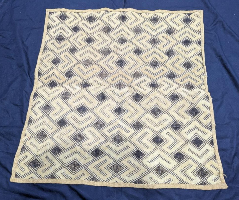 Vintage African Kuba Showa Bark Cloth Handstitched Raffia Textile 24x25inches