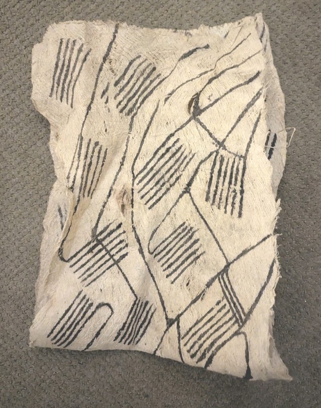 AFRICAN VERY RARE M'BUTI PYGMY NATIVE PAINTING TEXTILE BARK LOIN CLOTH DR CONGO gallery