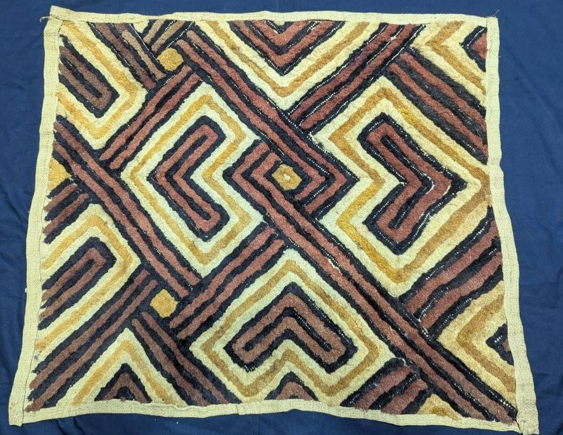 Vintage African Kuba Showa Bark Cloth Handstitched Raffia Textile 24x27 inches