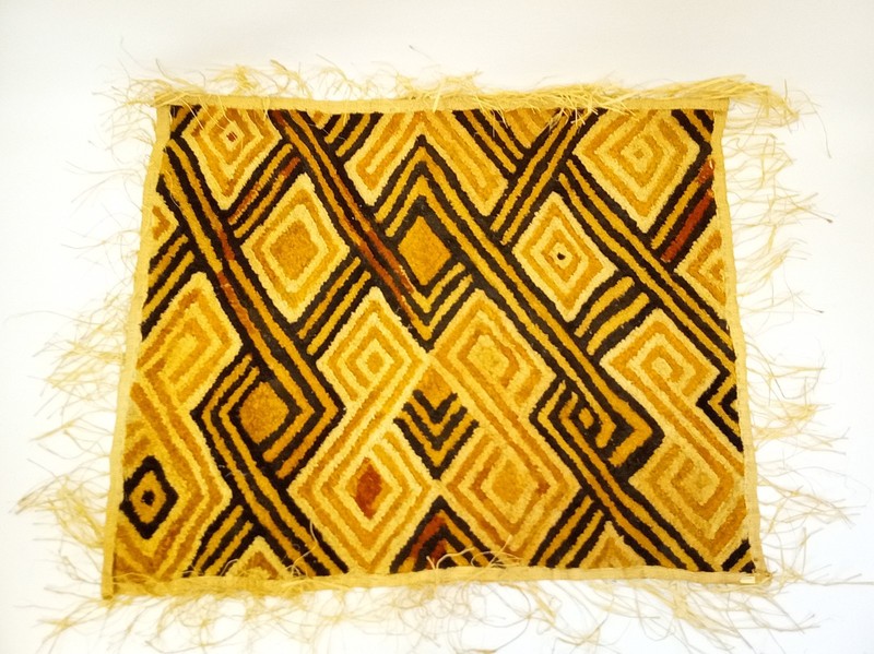 Vintage African raffia textile Kuba Kasai geometric 27×22″