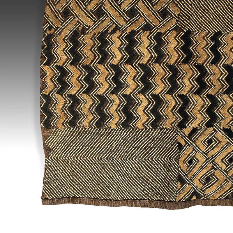 KUBA SHOOWA PRESTIGE PANEL CUT PILED RAFFIA D. R. OF CONGO CENTRAL AFRICA 20TH C gallery