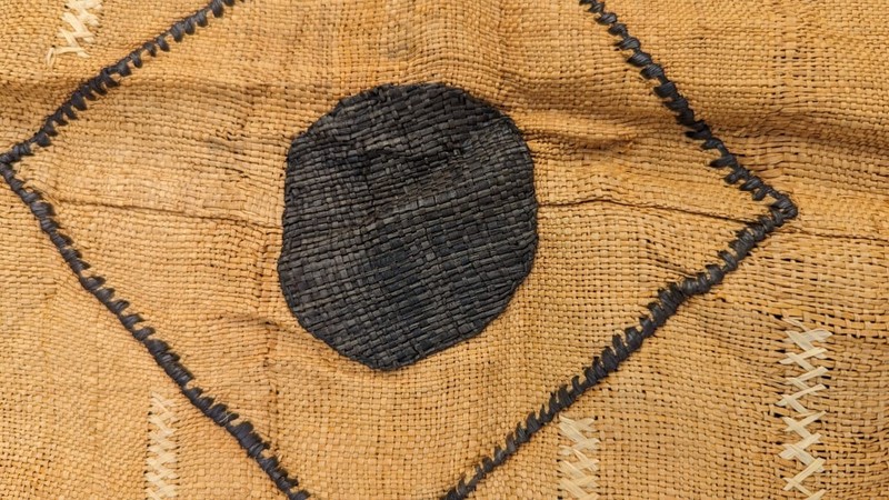 Vintage African Kuba Showa Bark Cloth Handstitched Raffia Textile 22x41 inches gallery