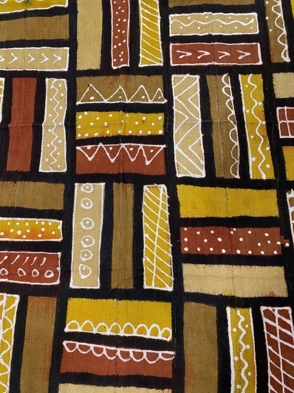African Brown/Mustard/Black/White Mud Cloth Mali 38″ by 58″