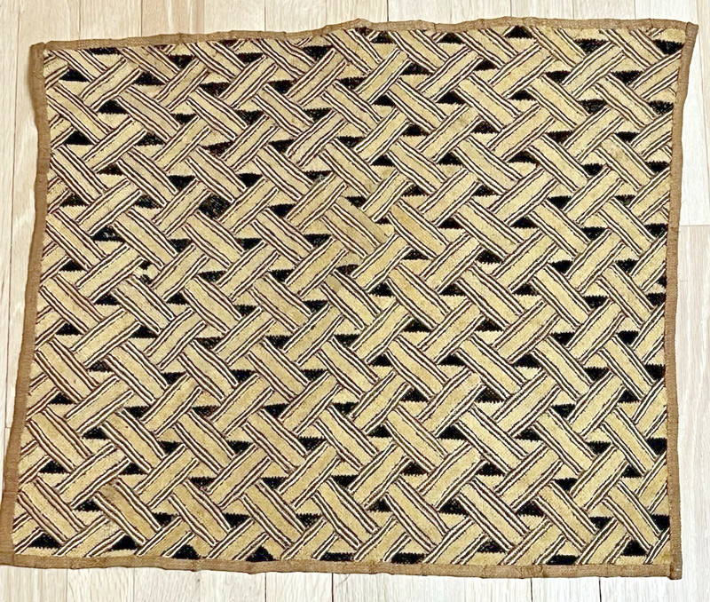 African Congo Shoowa Large Kuba Cloth Raffia Textile 23 x 20 #578