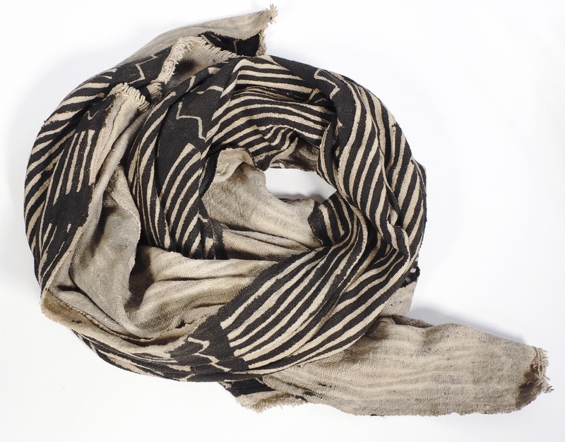 Antique monochrome handmade Bogolan strip-woven mud cloth Mali, West Africa B244 gallery