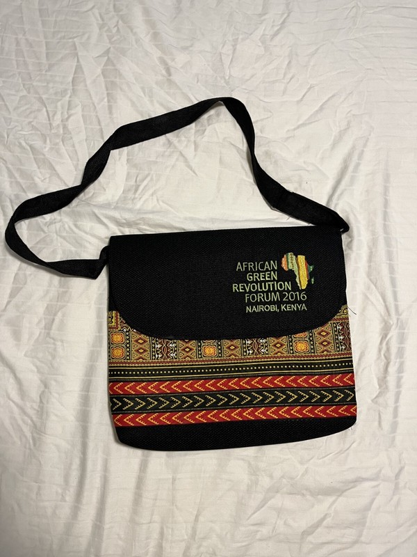 African Green Revolution Forum 2016 Nairobi Kenya Messenger Bag Bill Gates CD11