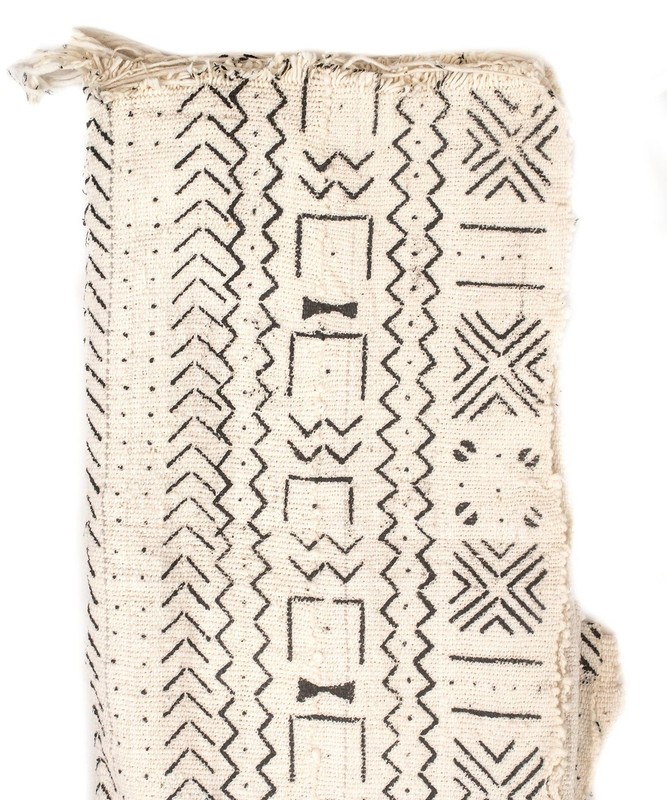 White Bogolan Mali Mud Cloth Geometric Design African Black and White Cotton gallery
