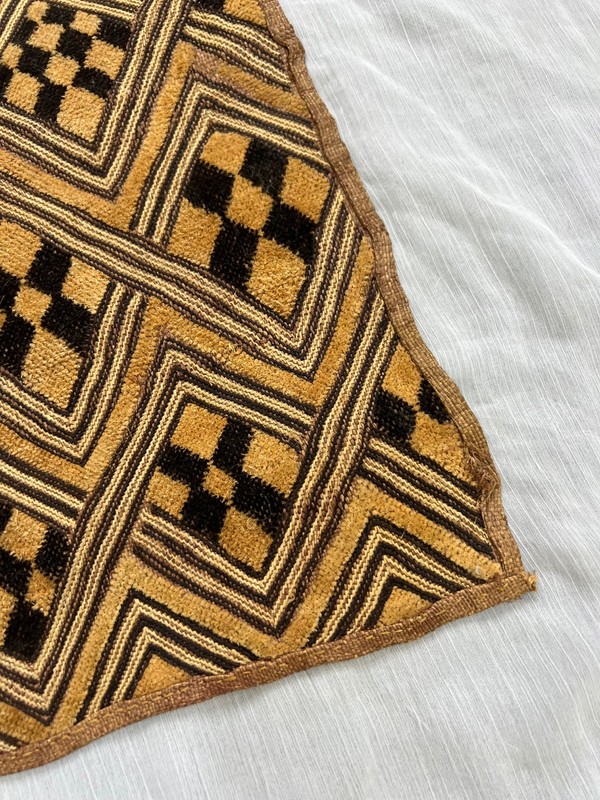 Vintage African Kuba Cloth Raffia Textile Handwoven Congo Tribal Art S17 gallery