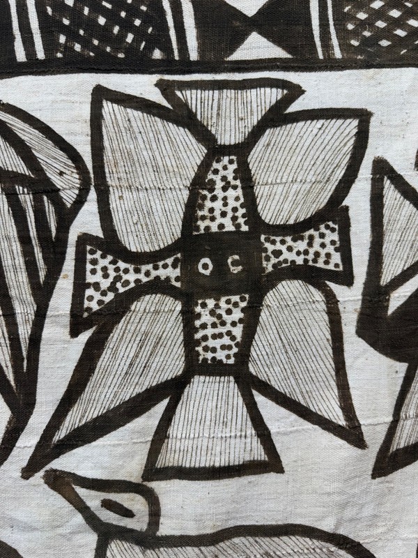 Vintage Fabulous Hand Painted African Senufo Korhogo Mud Cloth Pictorial Textile gallery