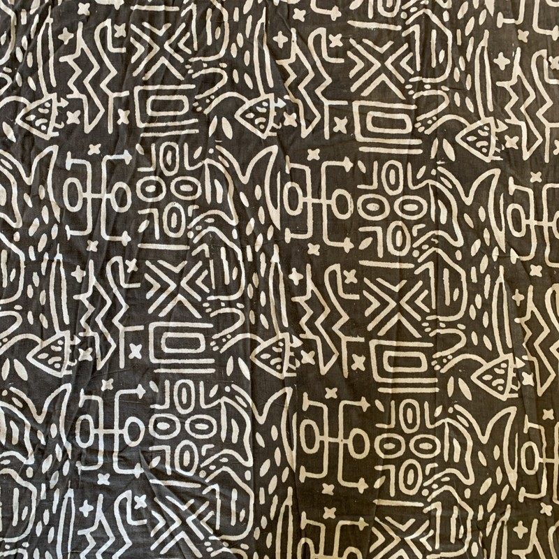 African Textile Art Cloth | Geometric Pattern | 8 x 7 feet gallery