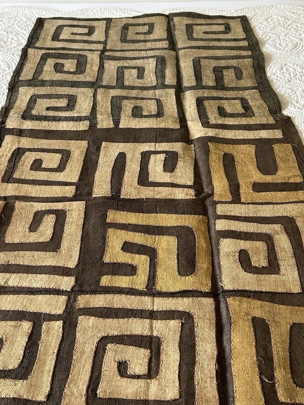 Vintage Kuba Cloth Panel 24-27”x126” Handwoven With Appliqués ￼ gallery