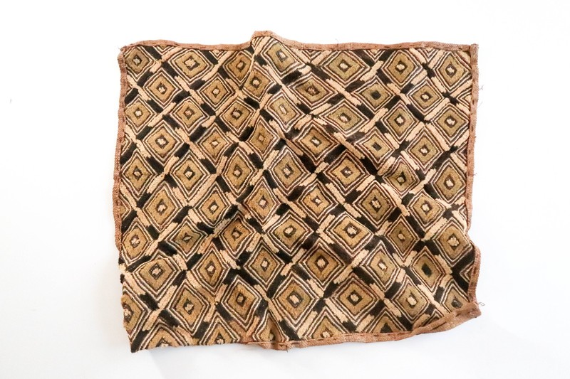 NEW Vintage African Kuba Shoowa Cloth Raffia Textile Panel 23×19 Kasai Velvet 05