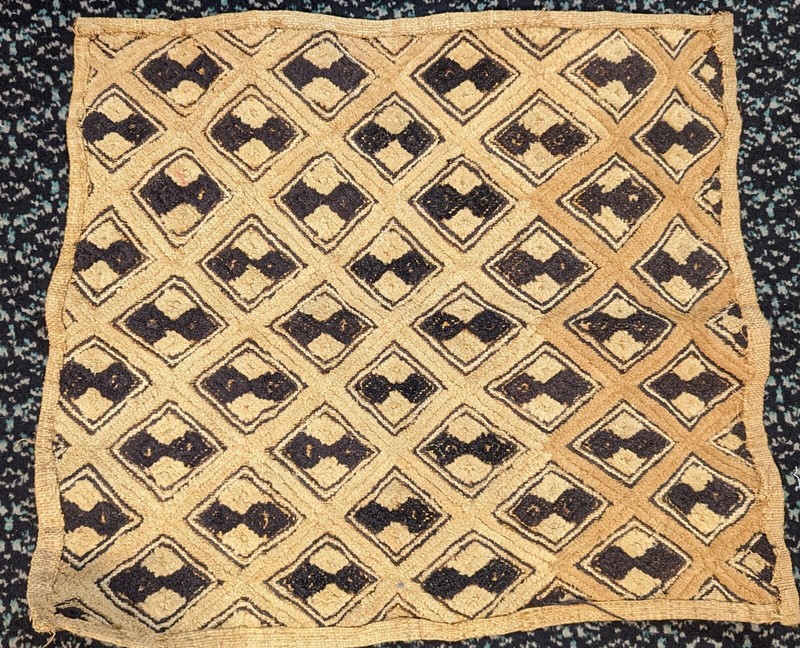 AFRICAN ORIGINAL KUBA RAFFIA CLOTH PANEL TEXTILE CURRENCY KASSAI SHOOWA DR CONGO gallery
