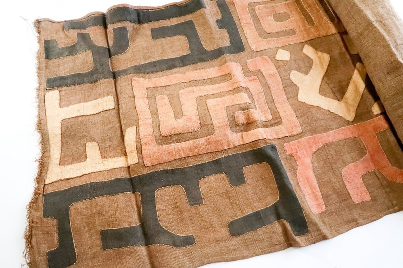 NEW Vintage African Kuba Dance Skirt Raffia Textile Long Cloth 144x22 Applique 6 gallery