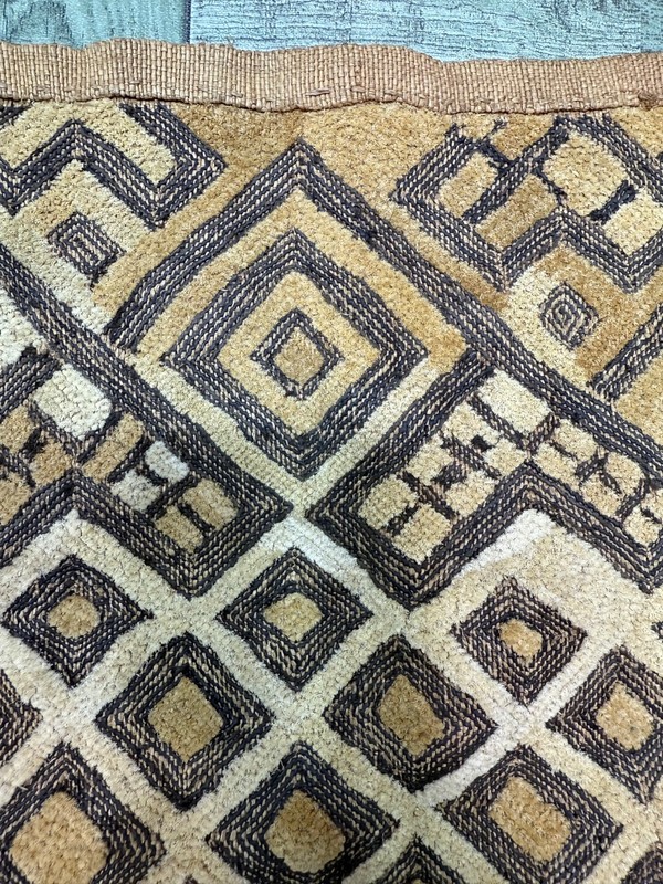 Vintage Beautiful Hand Woven African Raffia Congo Cloth Textile 50x50 Cm gallery