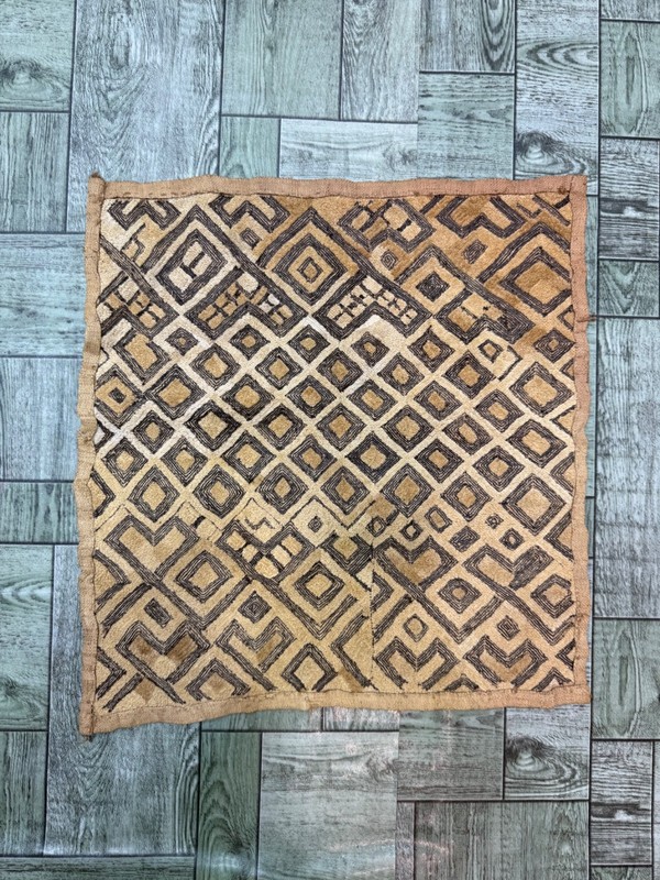 Vintage Beautiful Hand Woven African Raffia Congo Cloth Textile 50×50 Cm