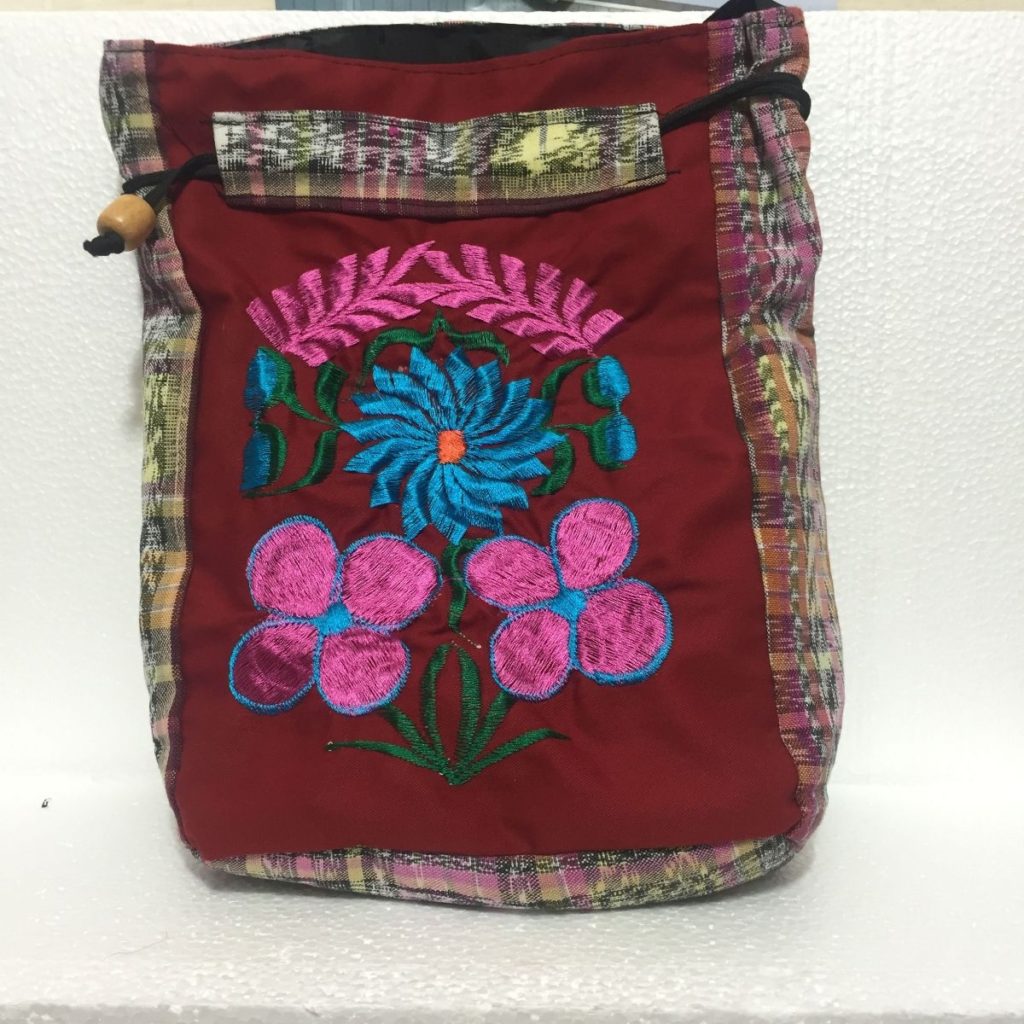 Bolso artesanal estilo Jareta - Imagen 2